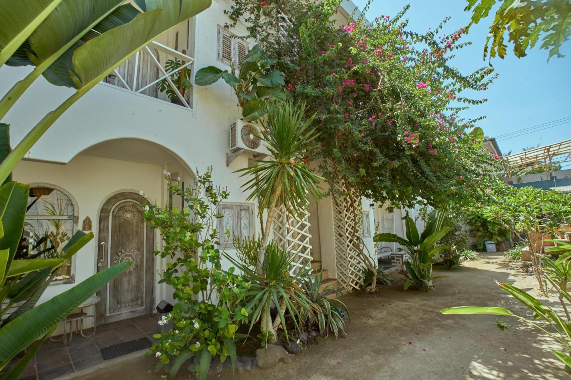 Isla Indah Retreat Boutique Hotel Nusa Lembongan  Exterior photo