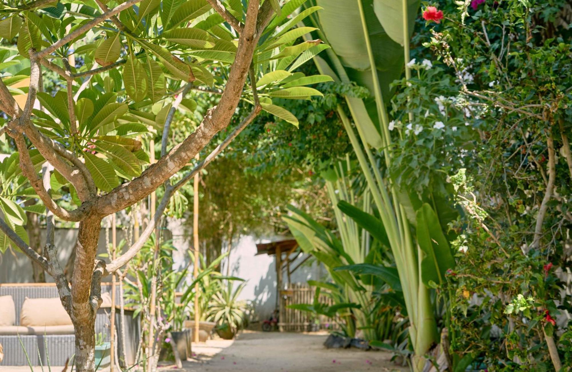 Isla Indah Retreat Boutique Hotel Nusa Lembongan  Exterior photo